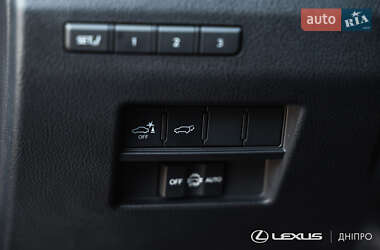 Позашляховик / Кросовер Lexus GX 2025 в 
