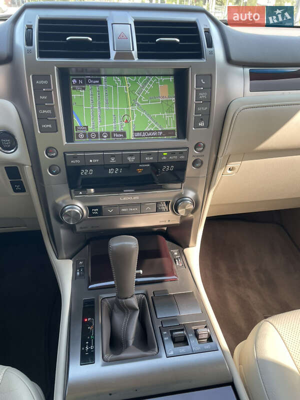 Позашляховик / Кросовер Lexus GX 2016 в Харкові