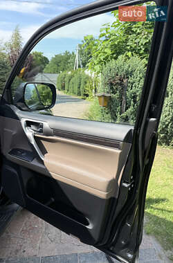 Внедорожник / Кроссовер Lexus GX 2023 в 