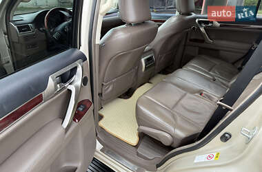 Внедорожник / Кроссовер Lexus GX 2010 в 