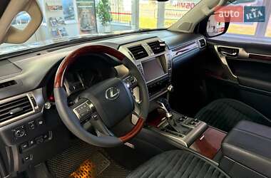 Позашляховик / Кросовер Lexus GX 2010 в 