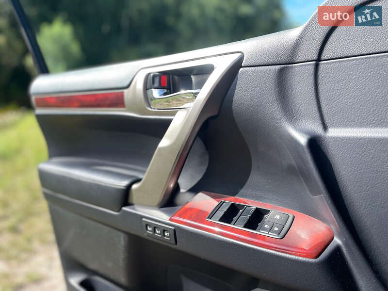 Позашляховик / Кросовер Lexus GX 2012 в Києві фото 56 Позашляховик / Кросовер Lexus GX 2012 в Києві