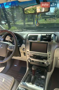 Позашляховик / Кросовер Lexus GX 2013 в 