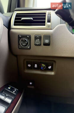 Позашляховик / Кросовер Lexus GX 2014 в 