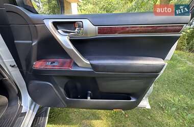 Внедорожник / Кроссовер Lexus GX 2010 в 