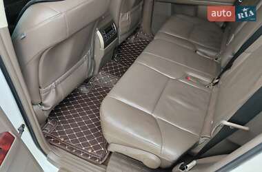 Позашляховик / Кросовер Lexus GX 2010 в 