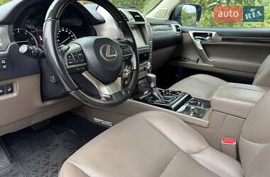 Позашляховик / Кросовер Lexus GX 2020 в 