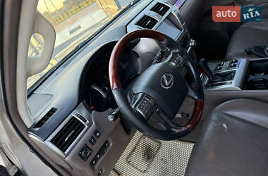 Позашляховик / Кросовер Lexus GX 2010 в 