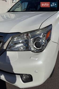 Позашляховик / Кросовер Lexus GX 2010 в 