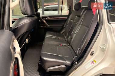 Позашляховик / Кросовер Lexus GX 2012 в 