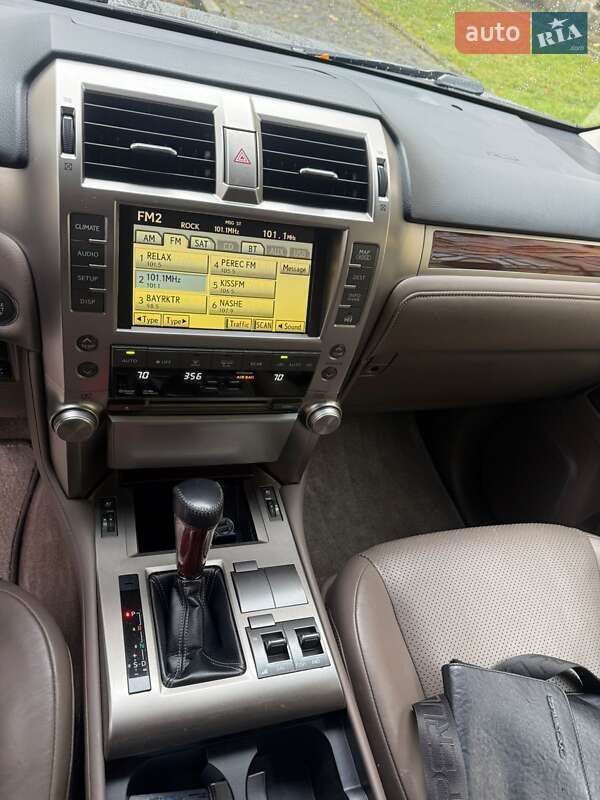 Внедорожник / Кроссовер Lexus GX 2010 в Киеве фото 9 Внедорожник / Кроссовер Lexus GX 2010 в Киеве