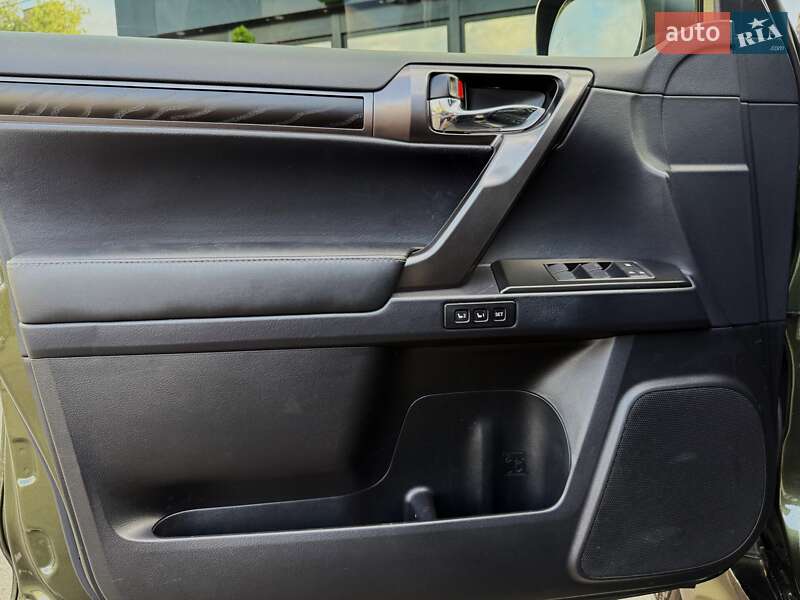 Внедорожник / Кроссовер Lexus GX 2021 в Киеве