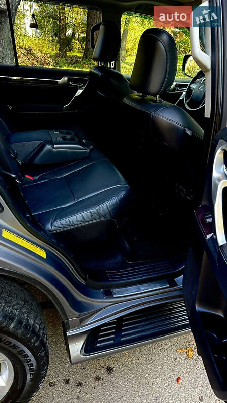 Внедорожник / Кроссовер Lexus GX 2014 в Черновцах