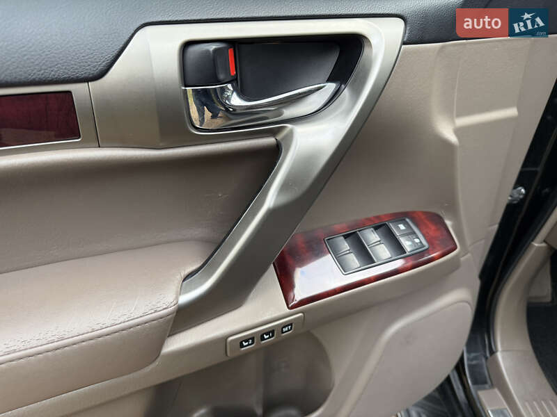 Внедорожник / Кроссовер Lexus GX 2011 в Киеве