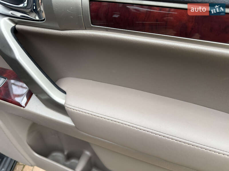 Внедорожник / Кроссовер Lexus GX 2011 в Киеве