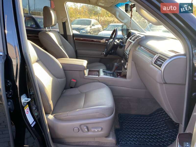 Позашляховик / Кросовер Lexus GX 2017 в Львові