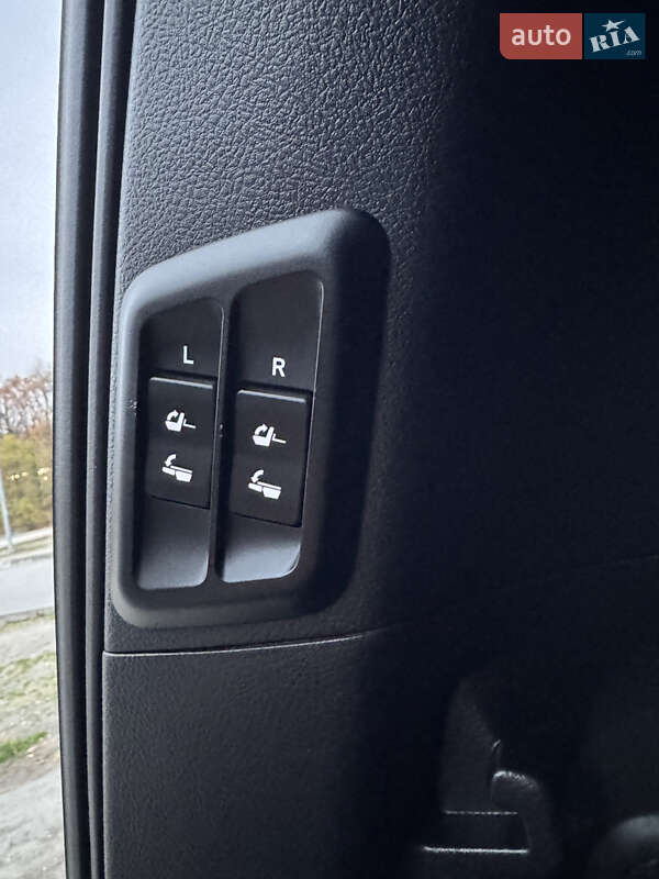 Позашляховик / Кросовер Lexus GX 2020 в Дніпрі фото 46 Позашляховик / Кросовер Lexus GX 2020 в Дніпрі