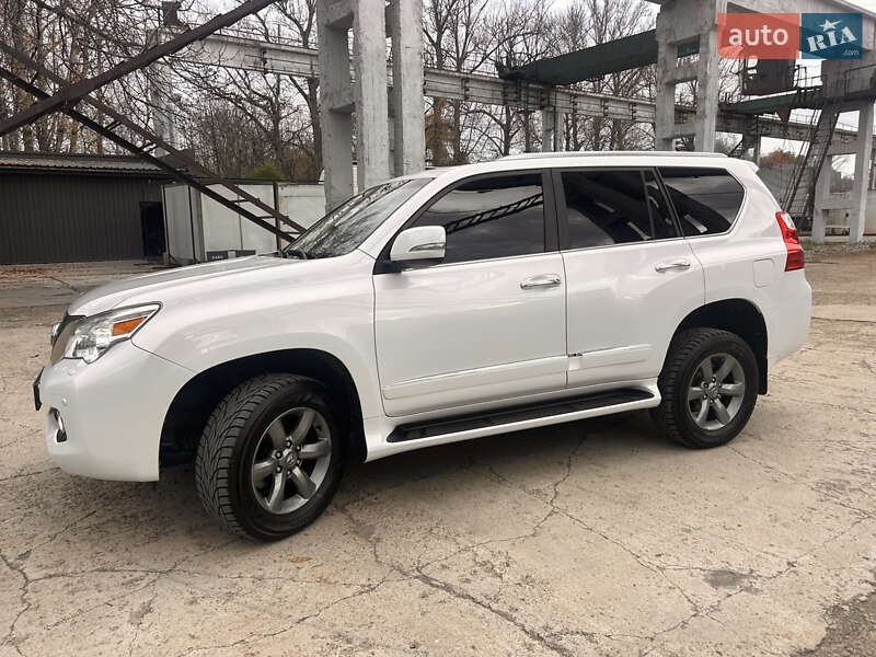 Внедорожник / Кроссовер Lexus GX 2012 в Черновцах