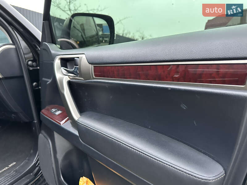 Позашляховик / Кросовер Lexus GX 2016 в Чернівцях фото 13 Позашляховик / Кросовер Lexus GX 2016 в Чернівцях