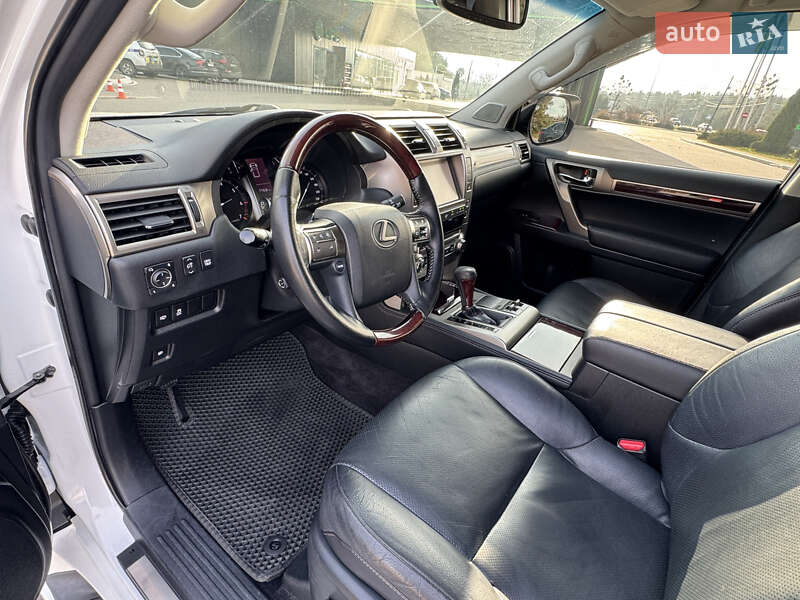 Позашляховик / Кросовер Lexus GX 2017 в Києві