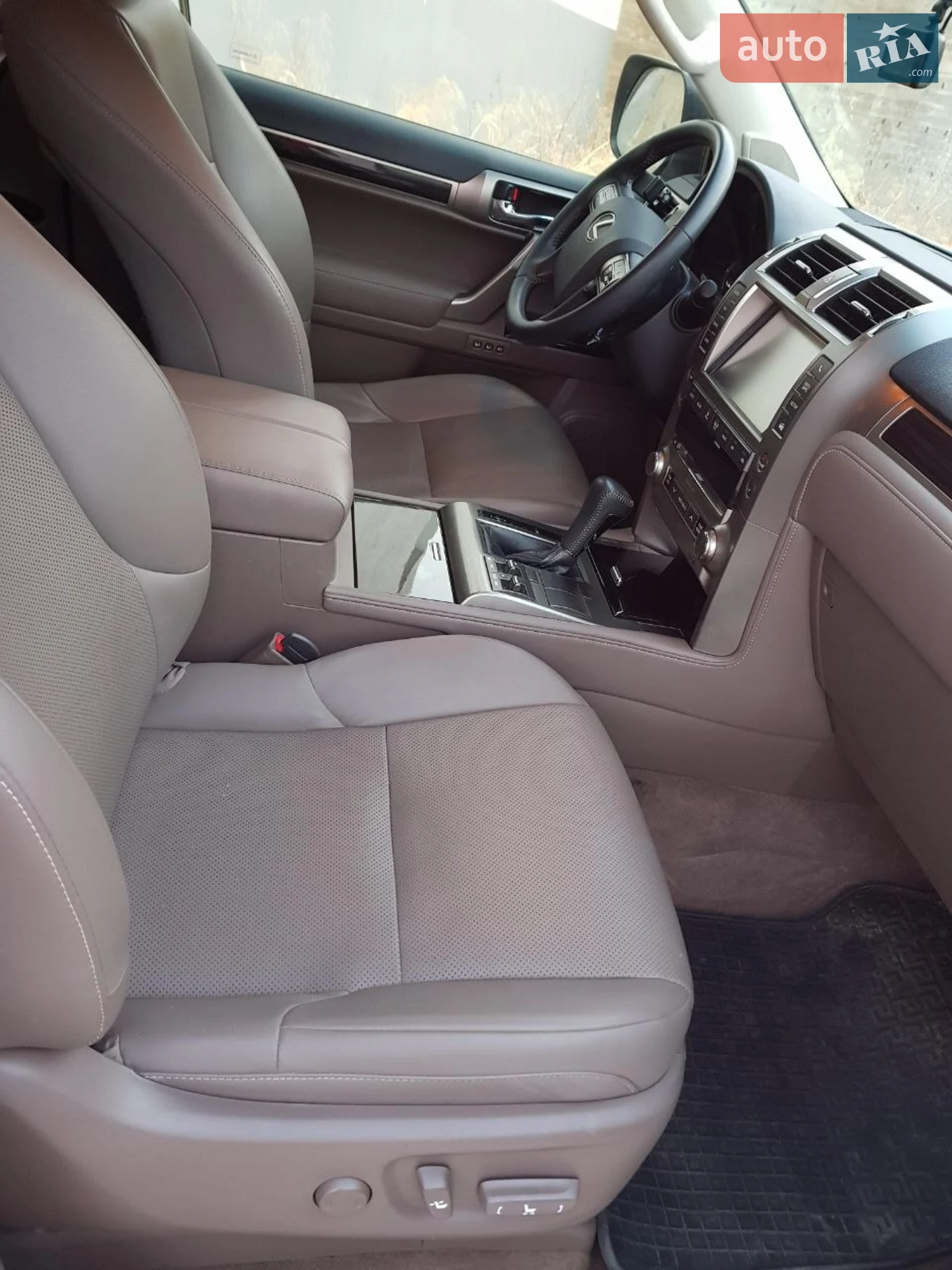 2016 Lexus GX - мініатюра 15