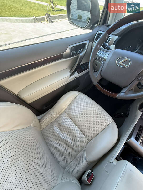 Внедорожник / Кроссовер Lexus GX 2010 в Ирпене фото 3 Внедорожник / Кроссовер Lexus GX 2010 в Ирпене