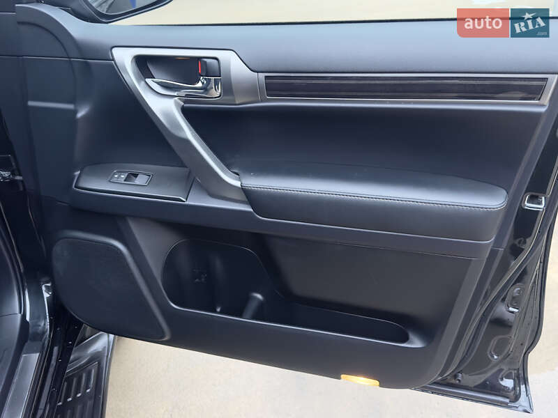 Внедорожник / Кроссовер Lexus GX 2022 в Киеве фото 30 Внедорожник / Кроссовер Lexus GX 2022 в Киеве