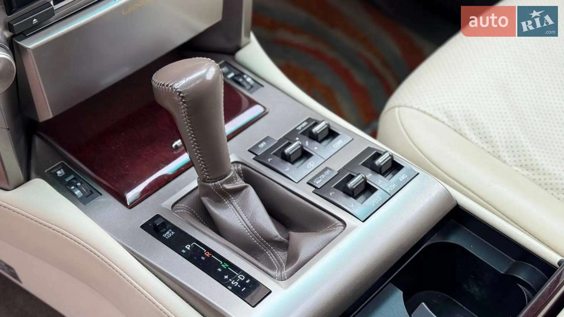 2010 Lexus GX - мініатюра 19