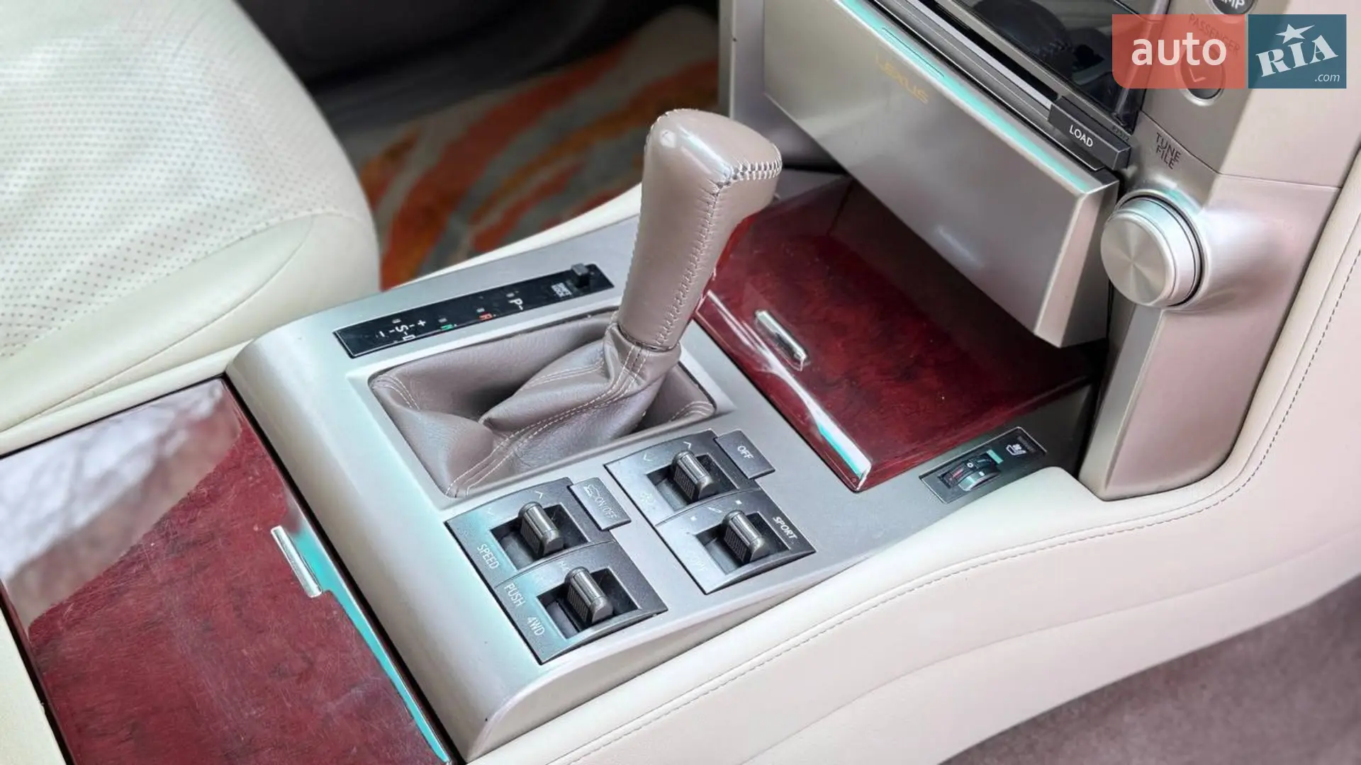 2010 Lexus GX - мініатюра 23