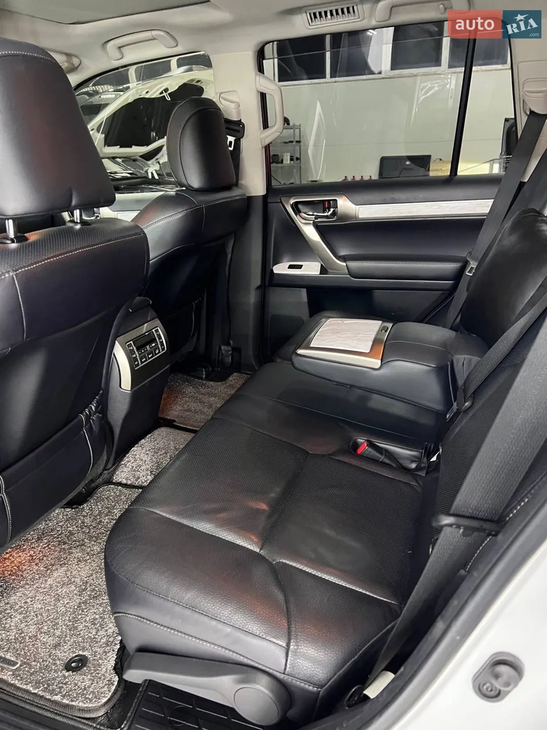 2017 Lexus GX - мініатюра 12