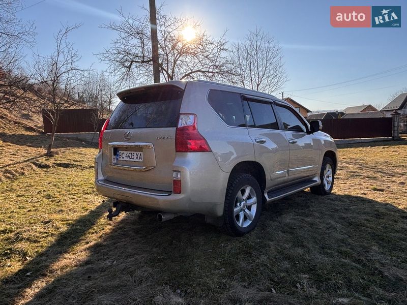 Внедорожник / Кроссовер Lexus GX 2010 в Надворной