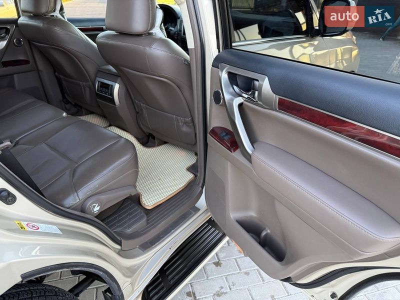 Внедорожник / Кроссовер Lexus GX 2010 в Надворной