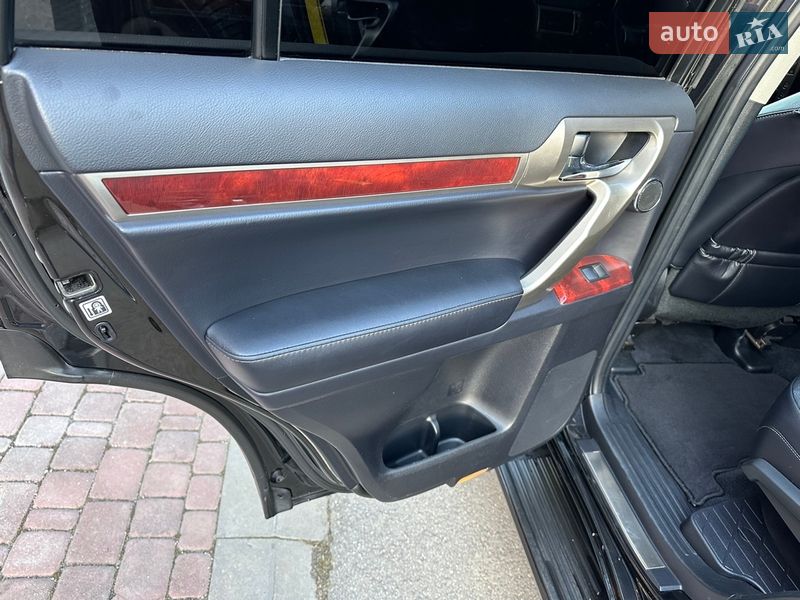 Внедорожник / Кроссовер Lexus GX 2013 в Виннице