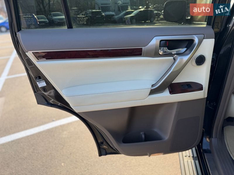 Внедорожник / Кроссовер Lexus GX 2011 в Киеве