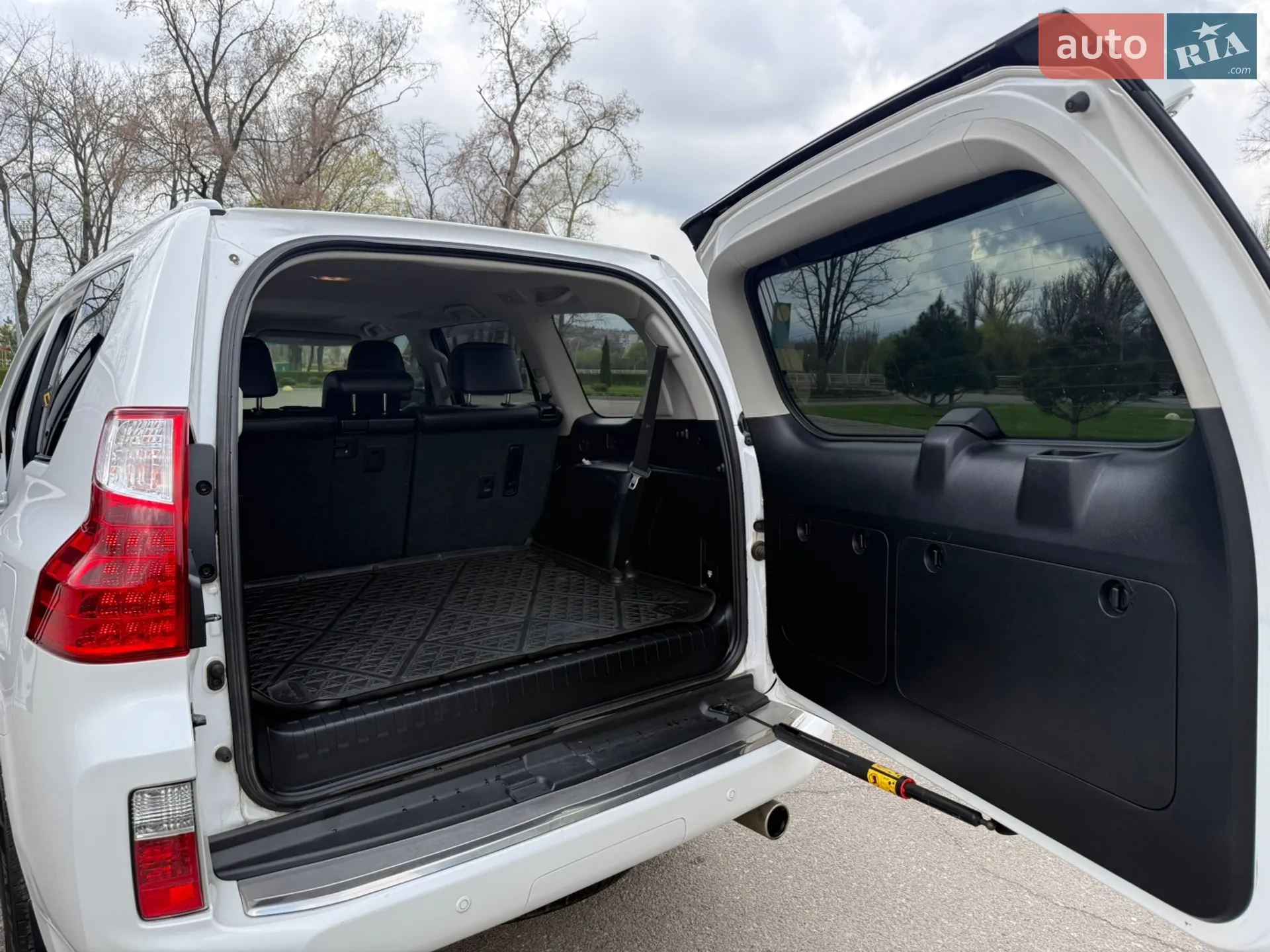 2010 Lexus GX - мініатюра 9
