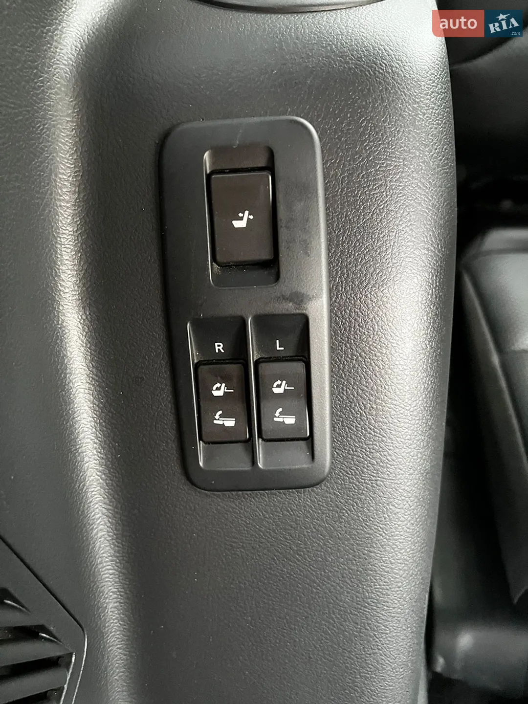 2010 Lexus GX - мініатюра 32