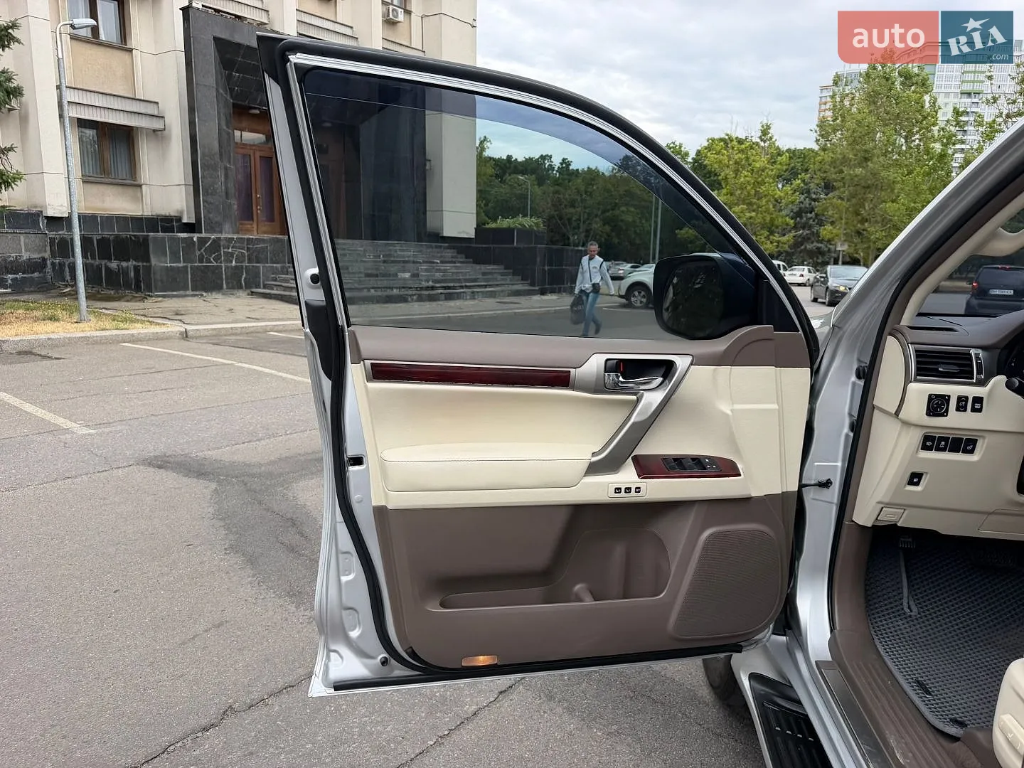 2011 Lexus GX - мініатюра 32