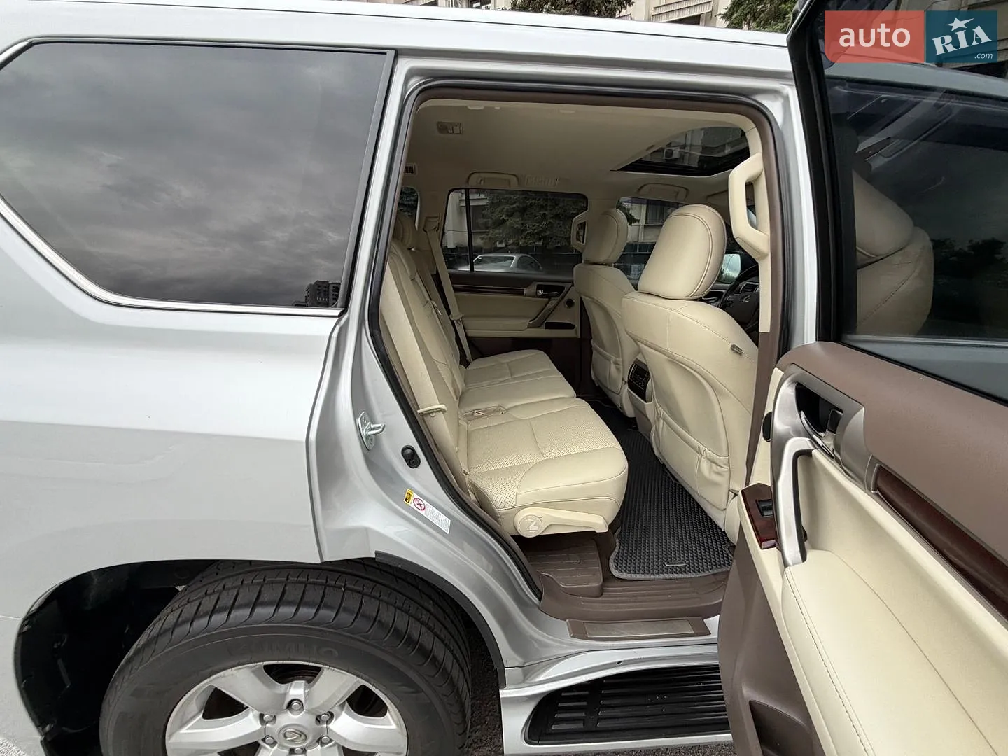 2011 Lexus GX - мініатюра 71