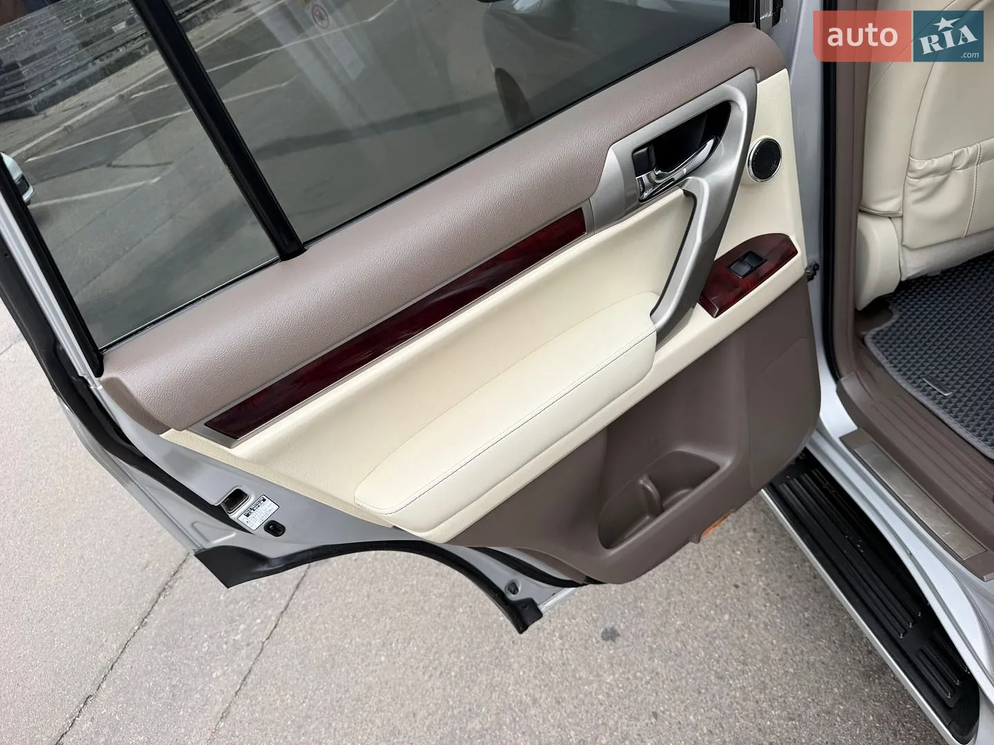 2011 Lexus GX - мініатюра 77