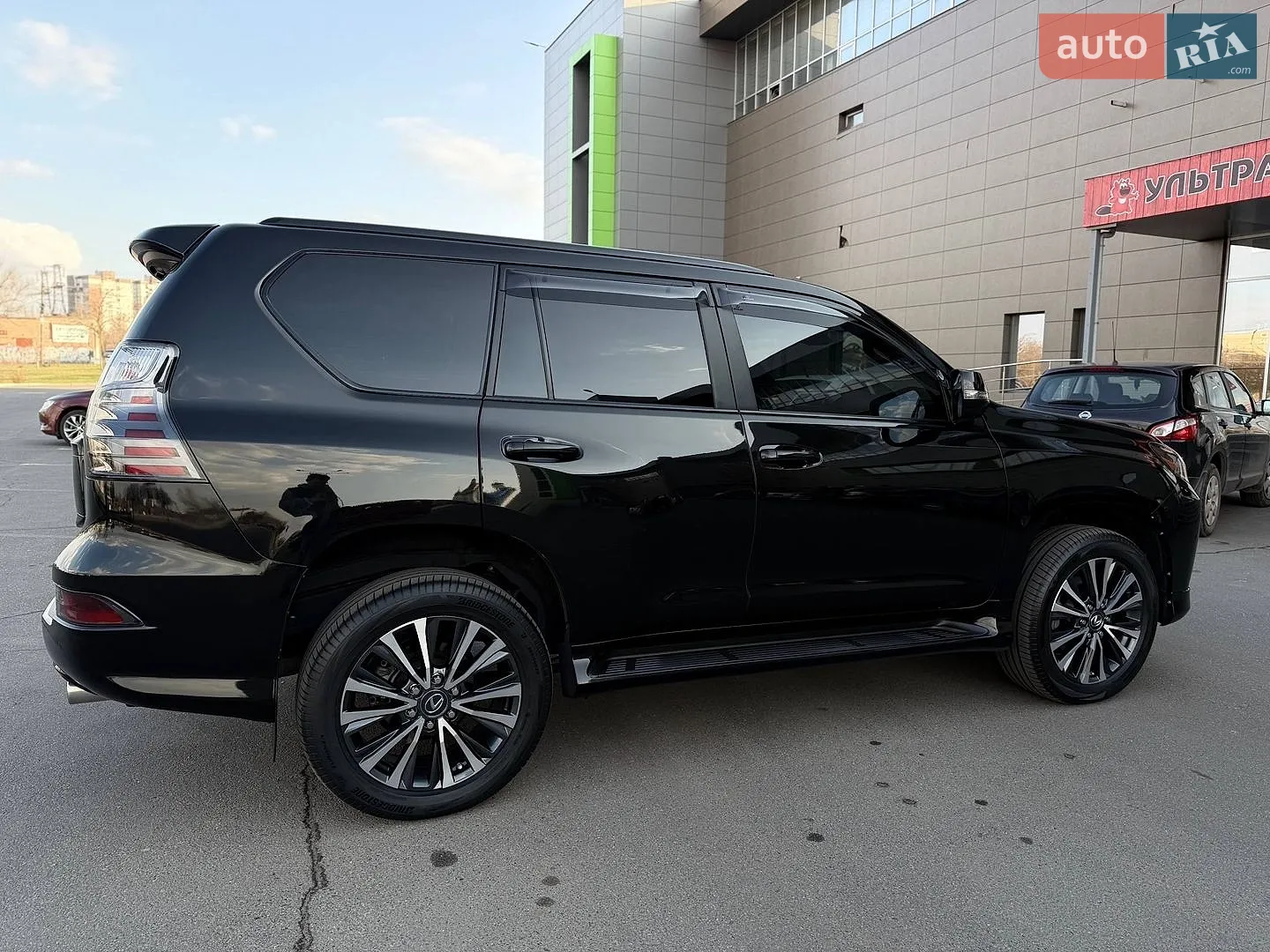2020 Lexus GX - мініатюра 12