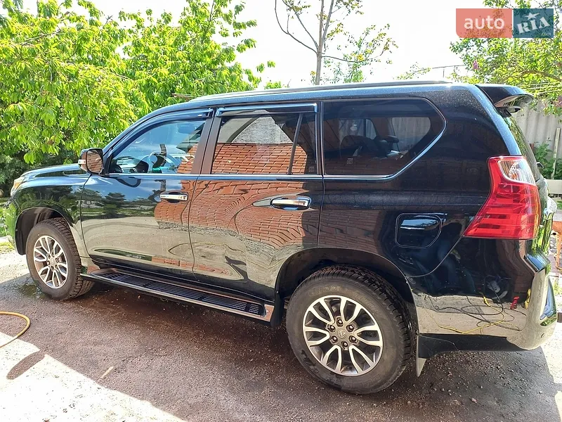 Lexus GX 2010