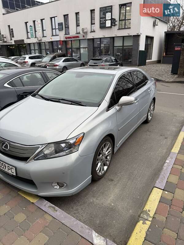 Lexus HS 2010