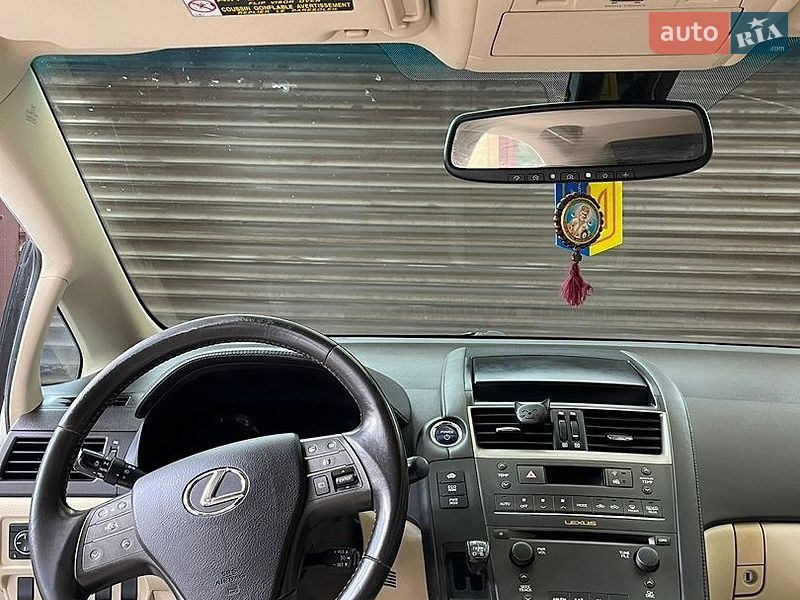 Седан Lexus HS 2009 в Киеве