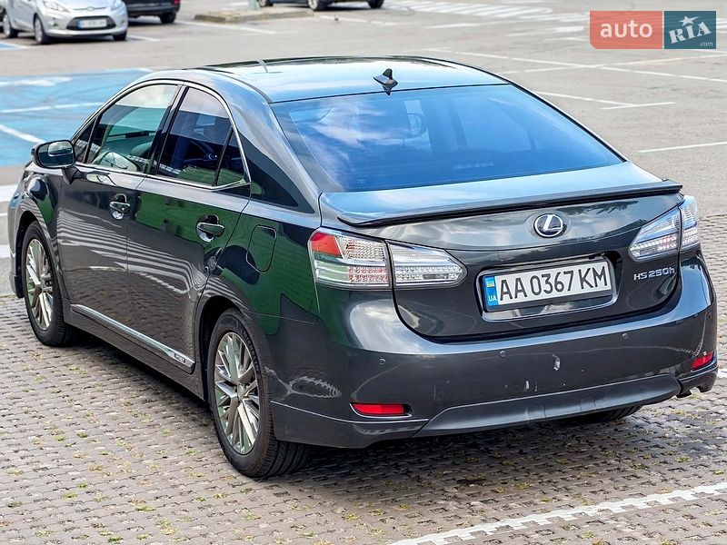 Седан Lexus HS 2011 в Києві