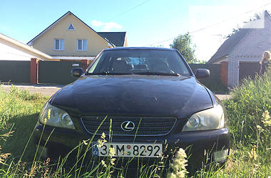 Седан Lexus IS 2000 в Киеве