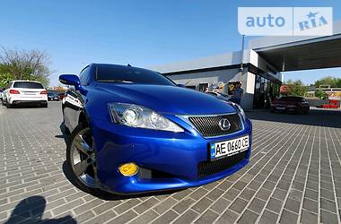 Кабриолет Lexus IS 2010 в Киеве