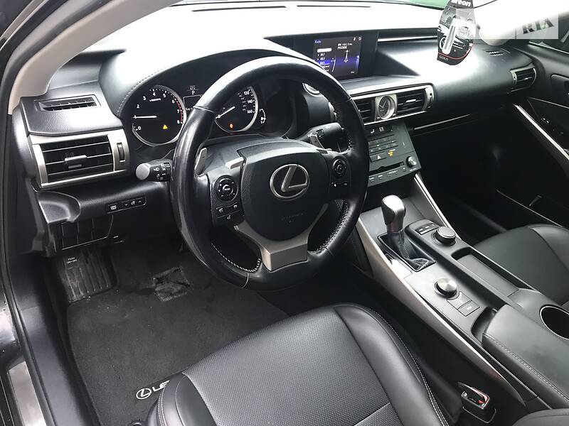 Седан Lexus IS 2016 в Одесі фото 3 Седан Lexus IS 2016 в Одесі
