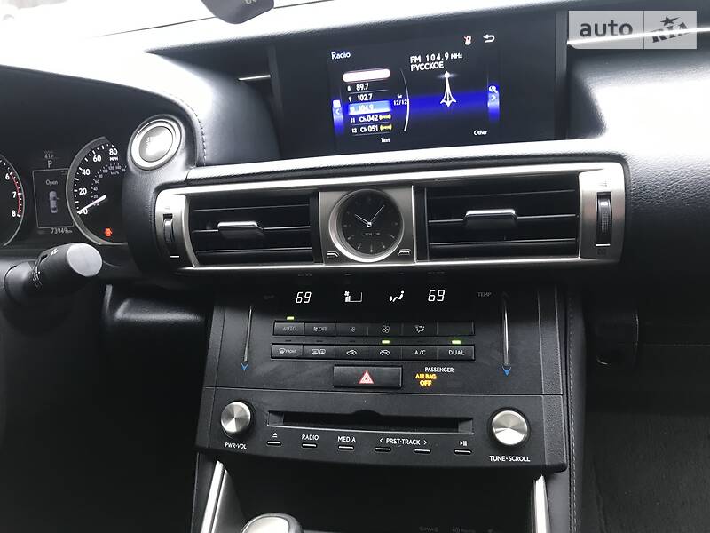 Седан Lexus IS 2016 в Одесі фото 21 Седан Lexus IS 2016 в Одесі