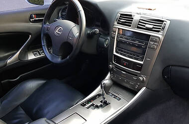 Седан Lexus IS 2008 в 