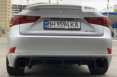 Седан Lexus IS 2014 в 